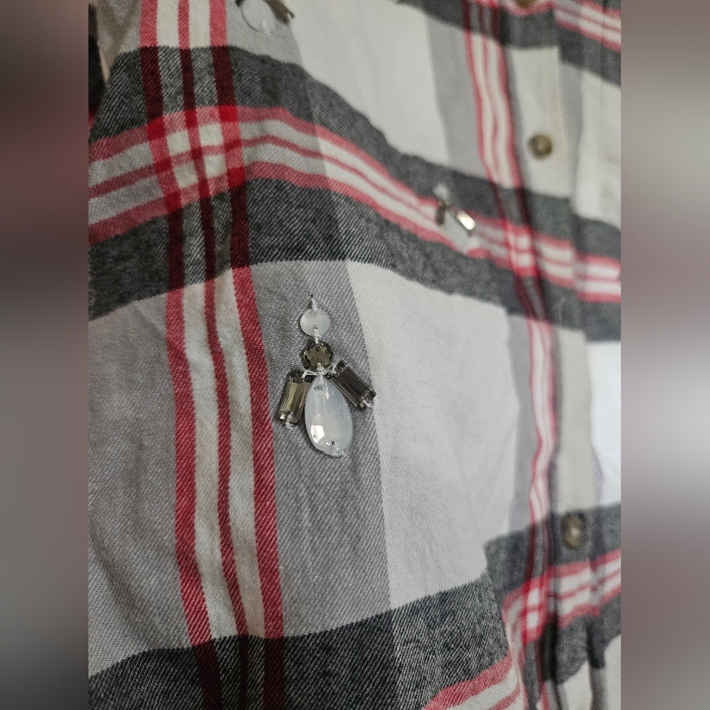 SO Plaid Button-Down Shirt in Red, Black, and White - Picture 5 of 12